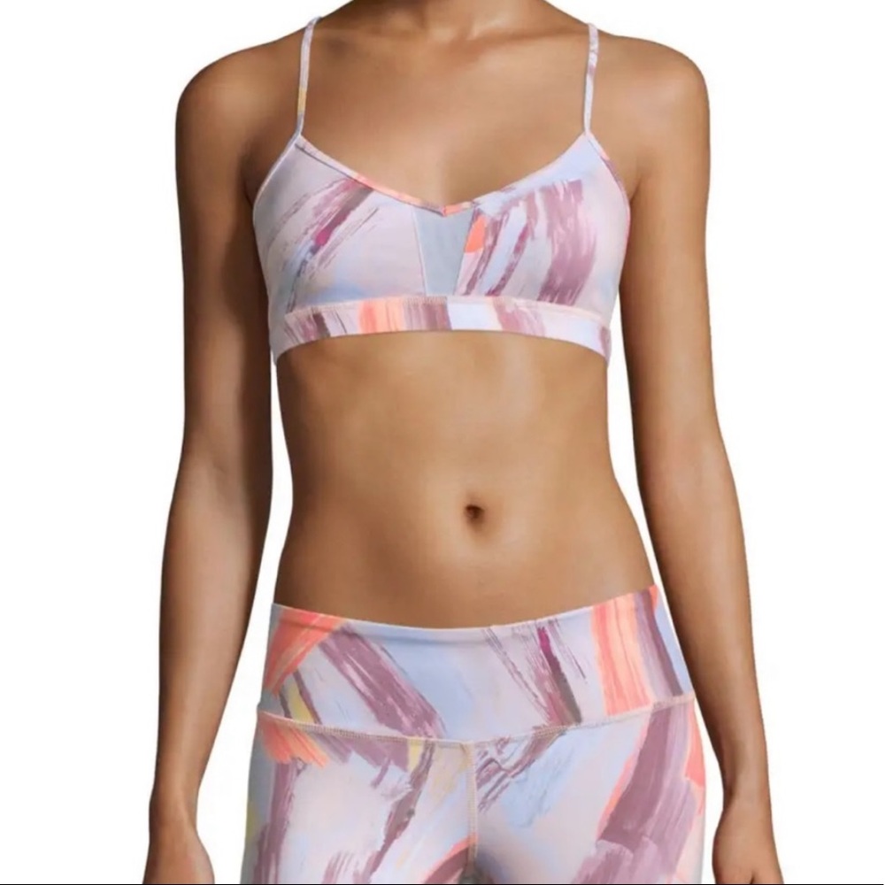 ALO Yoga goddess bra - paintbrush stroke yoga bra / sports bra size S